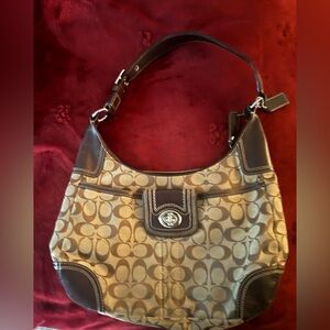 Authentic Coach Bag..No Odor Clean Used No Tears